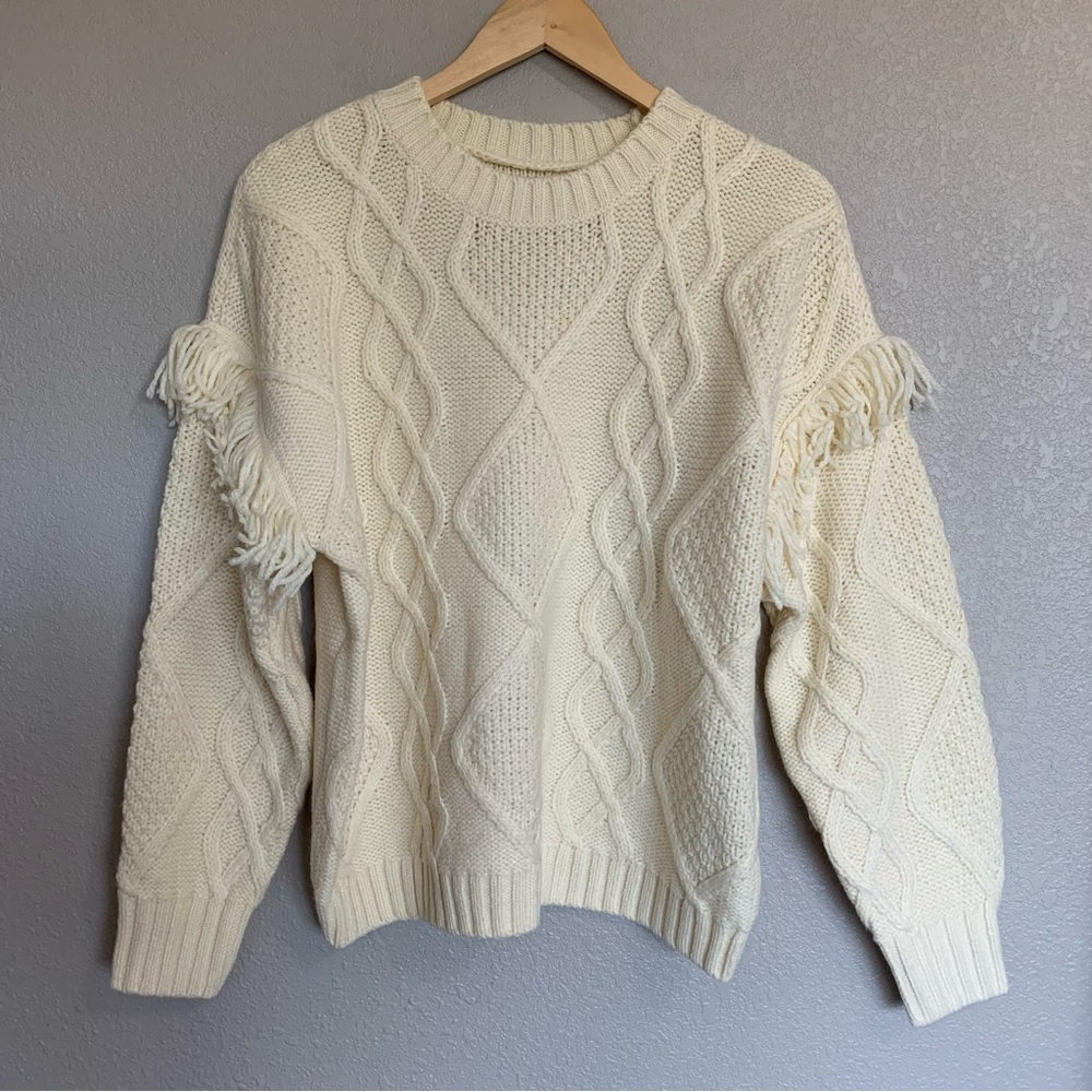 American Eagle Cream Fringe Detail Crewneck Cable Knit Sweater Size Small NWT